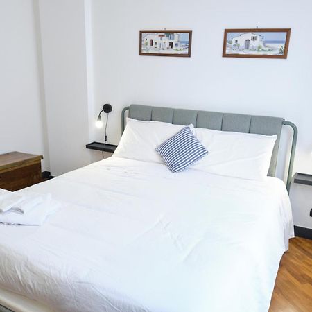 Prione'S Apartment Bis Генуа Екстериор снимка