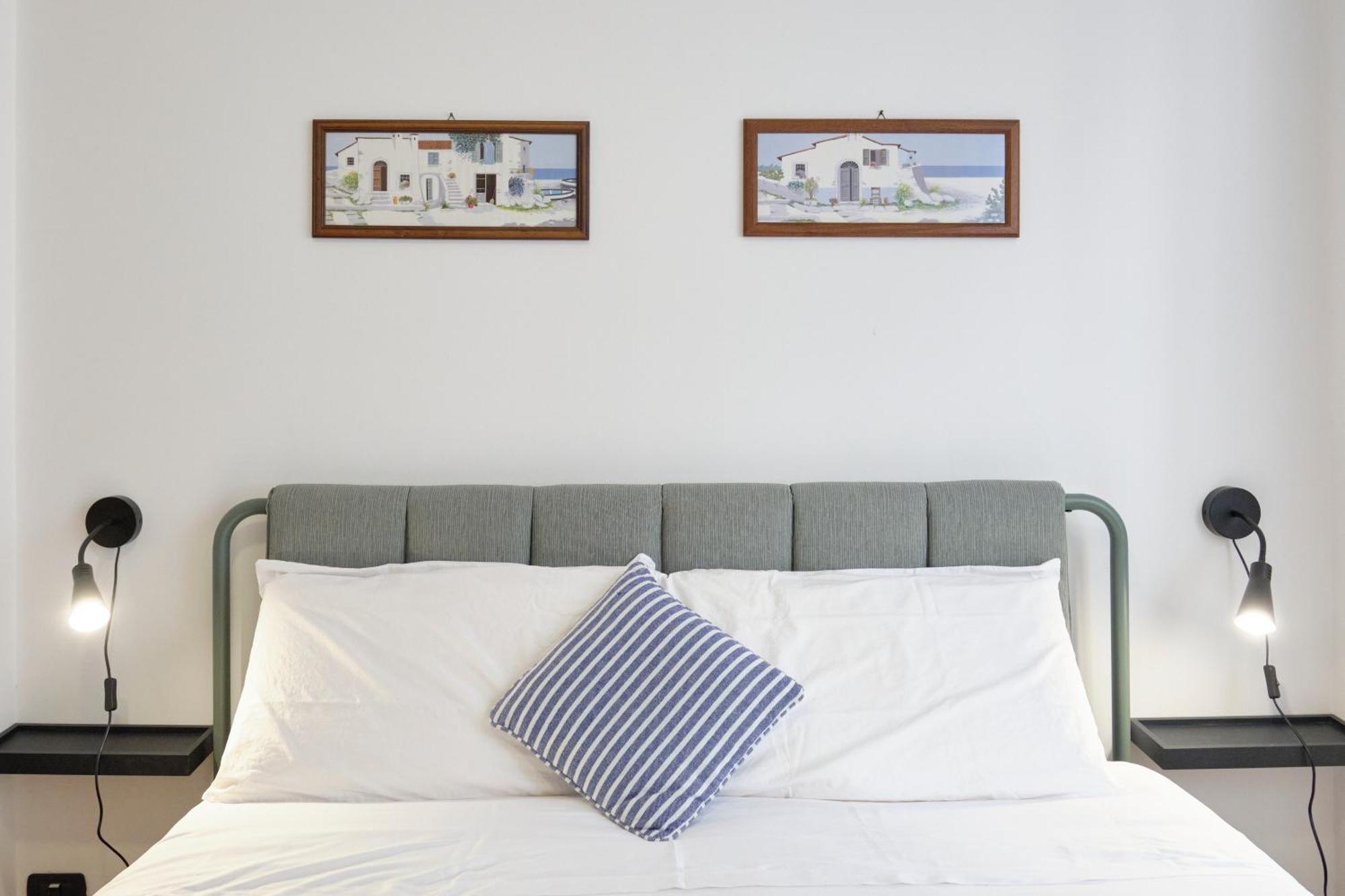 Prione'S Apartment Bis Генуа Екстериор снимка