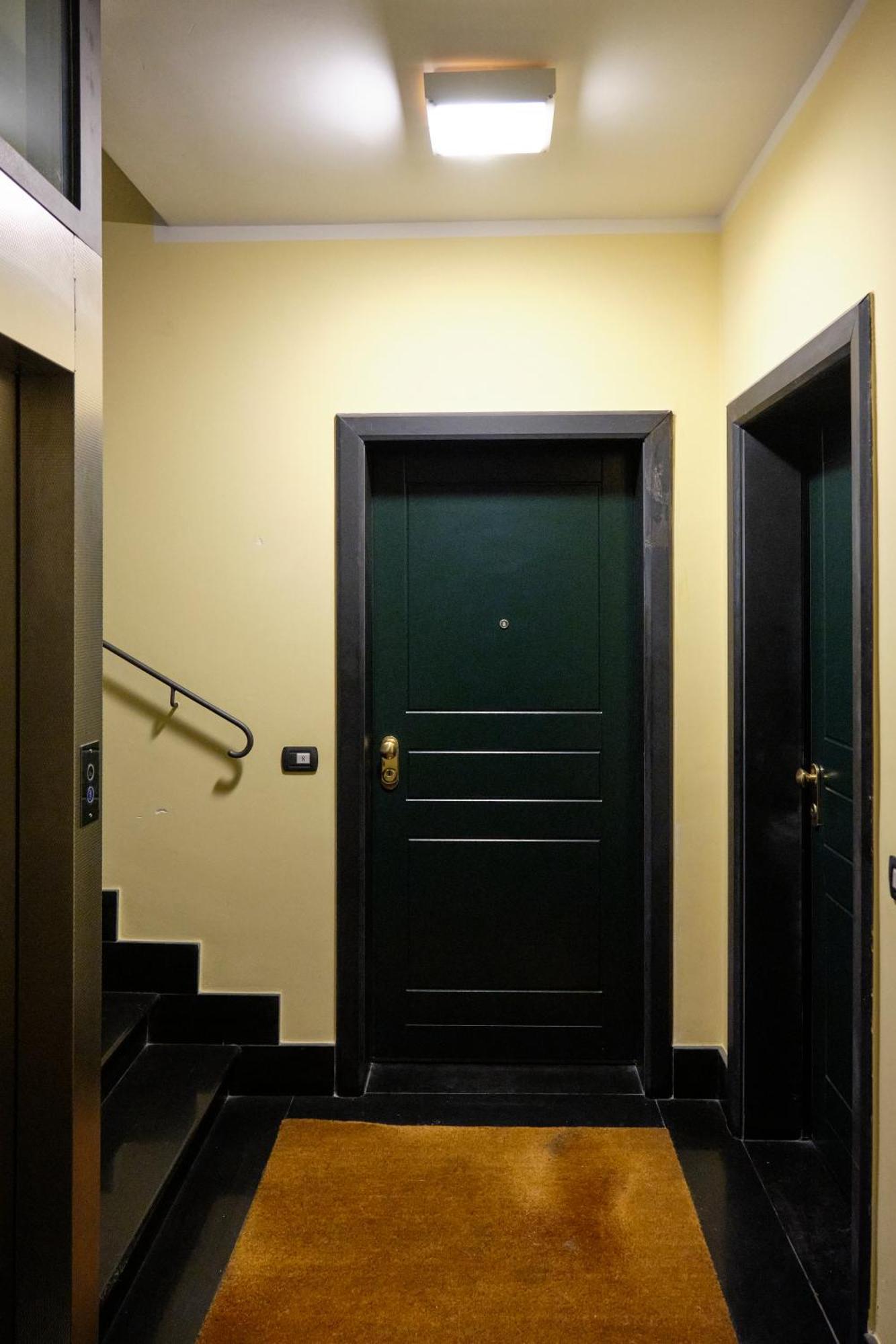 Prione'S Apartment Bis Генуа Екстериор снимка
